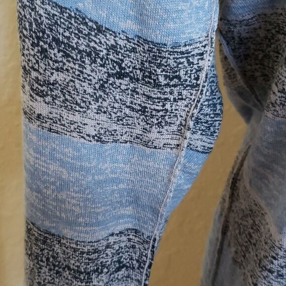 Stile Benetton Cardigan  - Picture 10 of 10